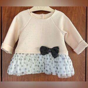 Pippa & Julie - Baby girl peplum top (Size 12m)